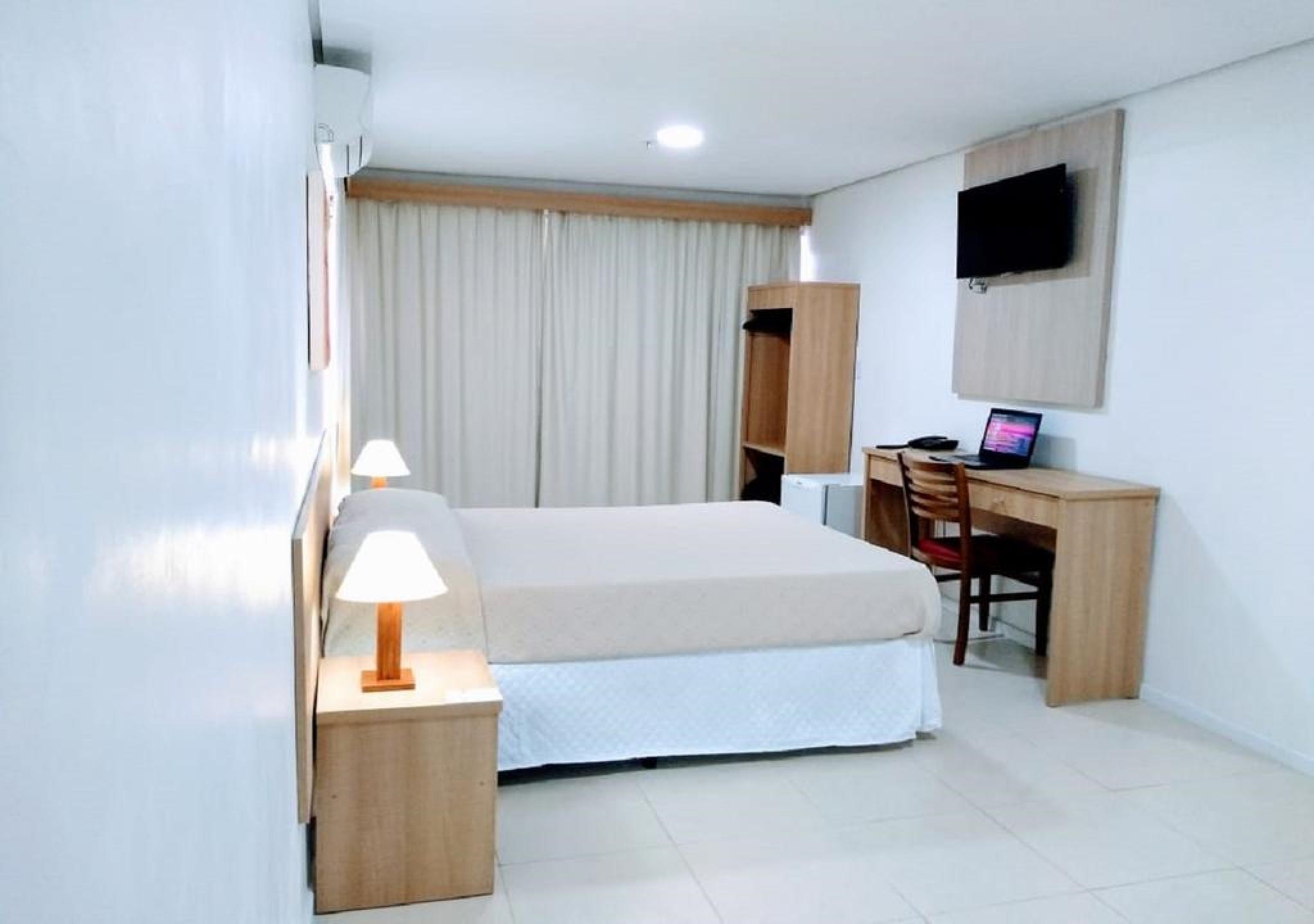 Dan Express By Nacional - Proximo Ao Complexo Hospitalar Santa Casa E Ufrgs 3*