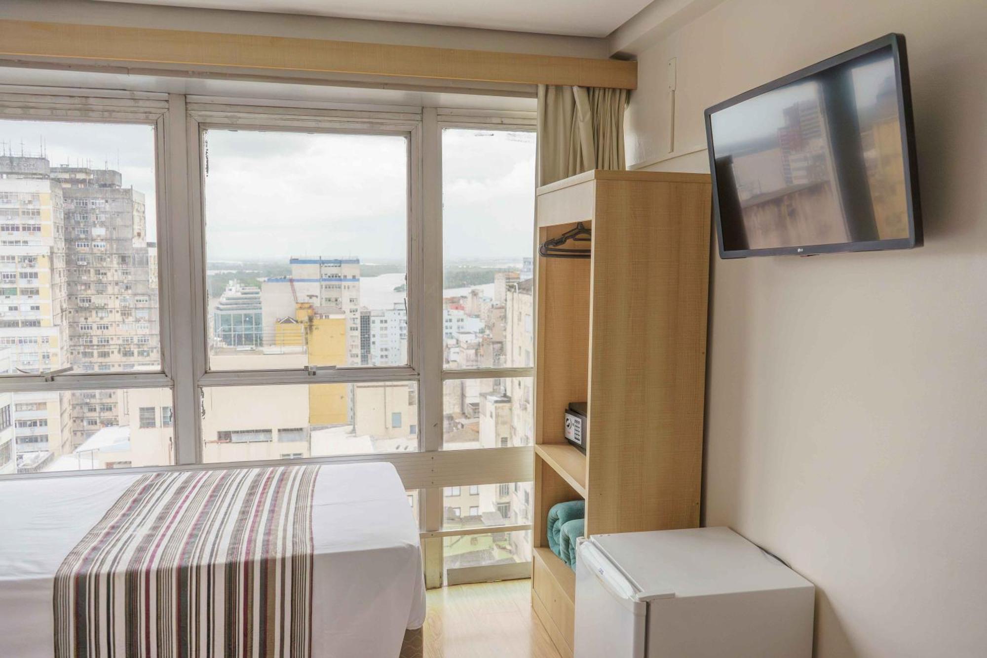 Hotel Dan Express By Nacional - Proximo Ao Complexo Hospitalar Santa Casa E Ufrgs