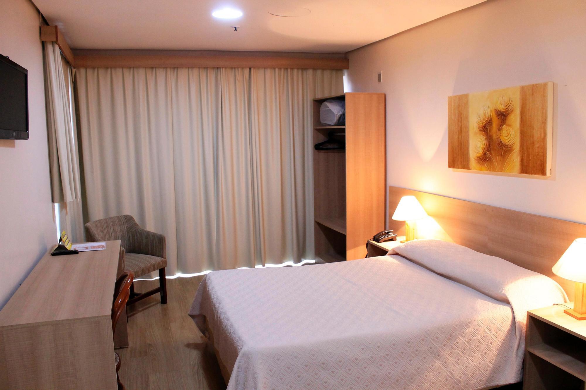 Dan Express By Nacional - Proximo Ao Complexo Hospitalar Santa Casa E Ufrgs